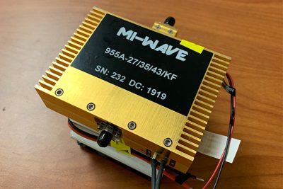 Mi-Wave 955A-27 / 35/43 / KF功率放大器26 GHz – 28 GHz